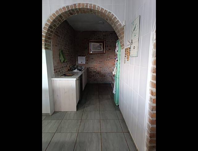 4 BEDROOM HOUSE FOR SALE IN ROTHDENE